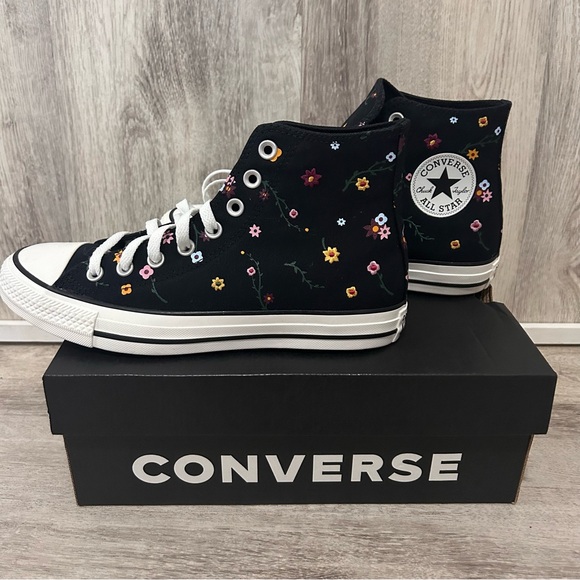 Converse Shoes - Converse Floral High Top Sneakers Women’s Size 9 Black Spring Cute Skater New